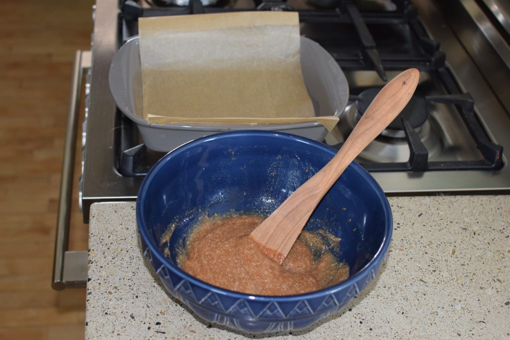 You can feel good about giving your horse a few extra treats when you know they are packed with beneficial omega 3s to help give them shiny coats and natural inflammation-fighting benefits without any artificial fillers. Check out the recipe at Insightful Equine.