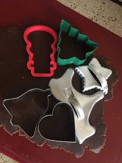 Our homemade molasses cutout cookies are the best way to make sure your horse doesn't feel left out this year. Check out the horse-friendly recipe at Insightful Equine.