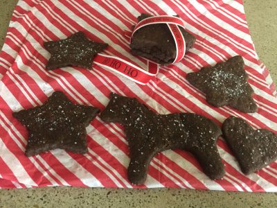 Read more about the article Molasses Cutout Cookies For Horses